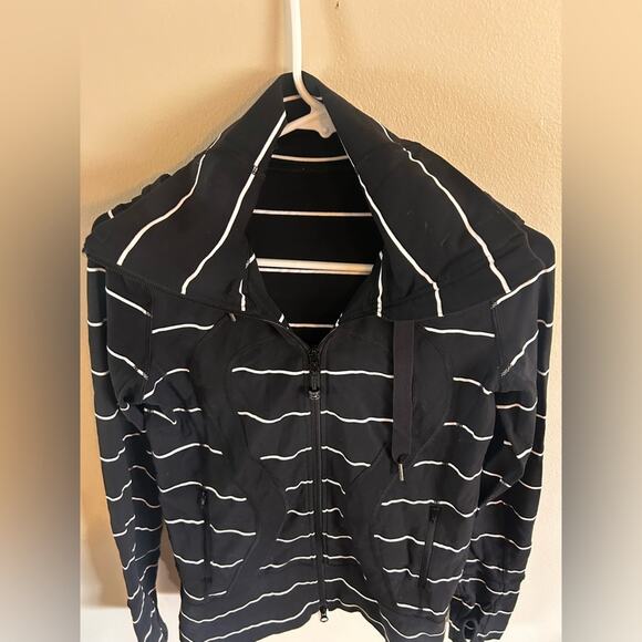 Lululemon Black Sailor Stripe Hooded Jacket Black and White Size 6 - Picture 4 of 8